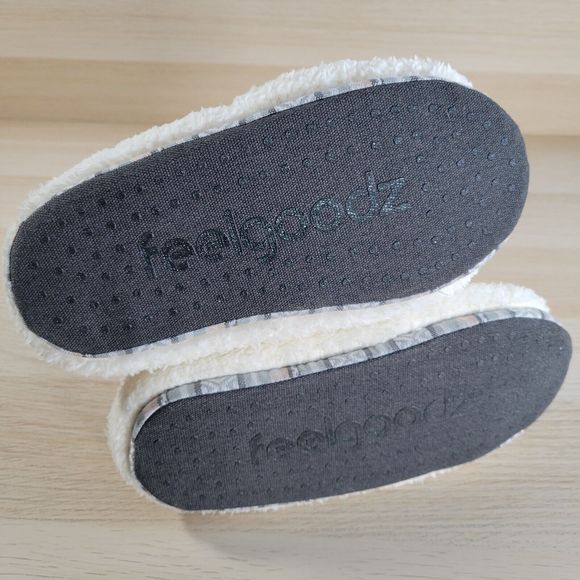 Feelgoodz Horizon Cloud Slippers Soft Faux Sherpa Handmade Womens Size Small 6-7 - Picture 6 of 6